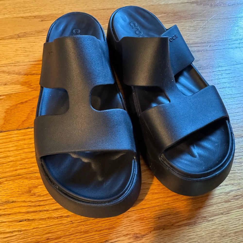 CROCS Wedge Getaway Platform H-Strap